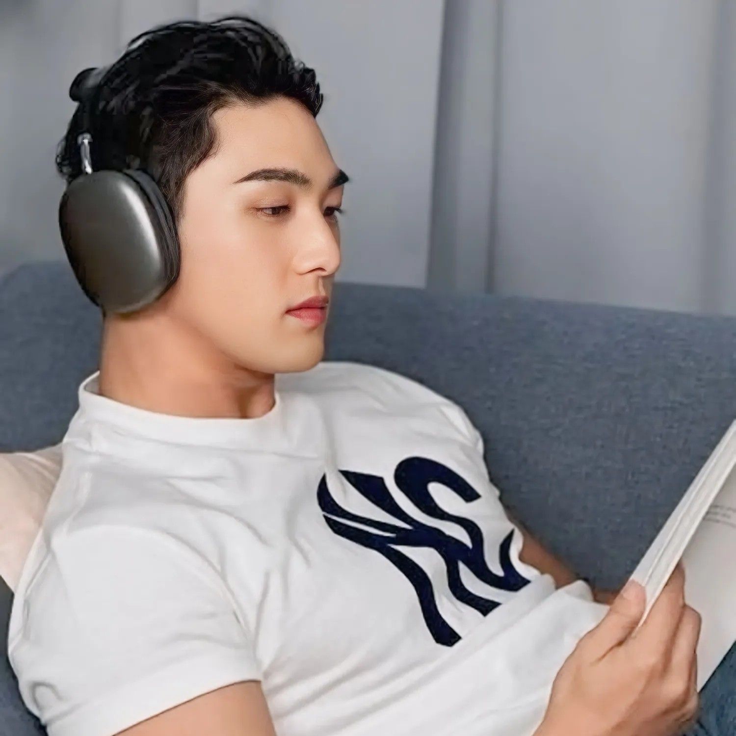 백호의 비하인드 컷