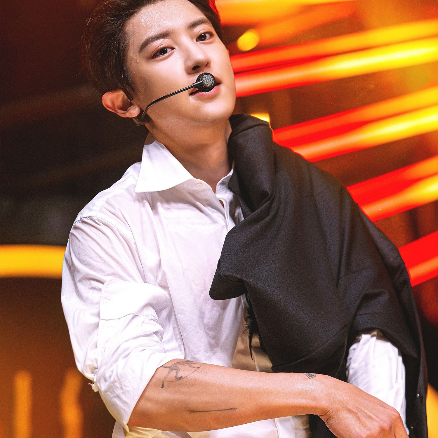 EXO 최근 활동샷