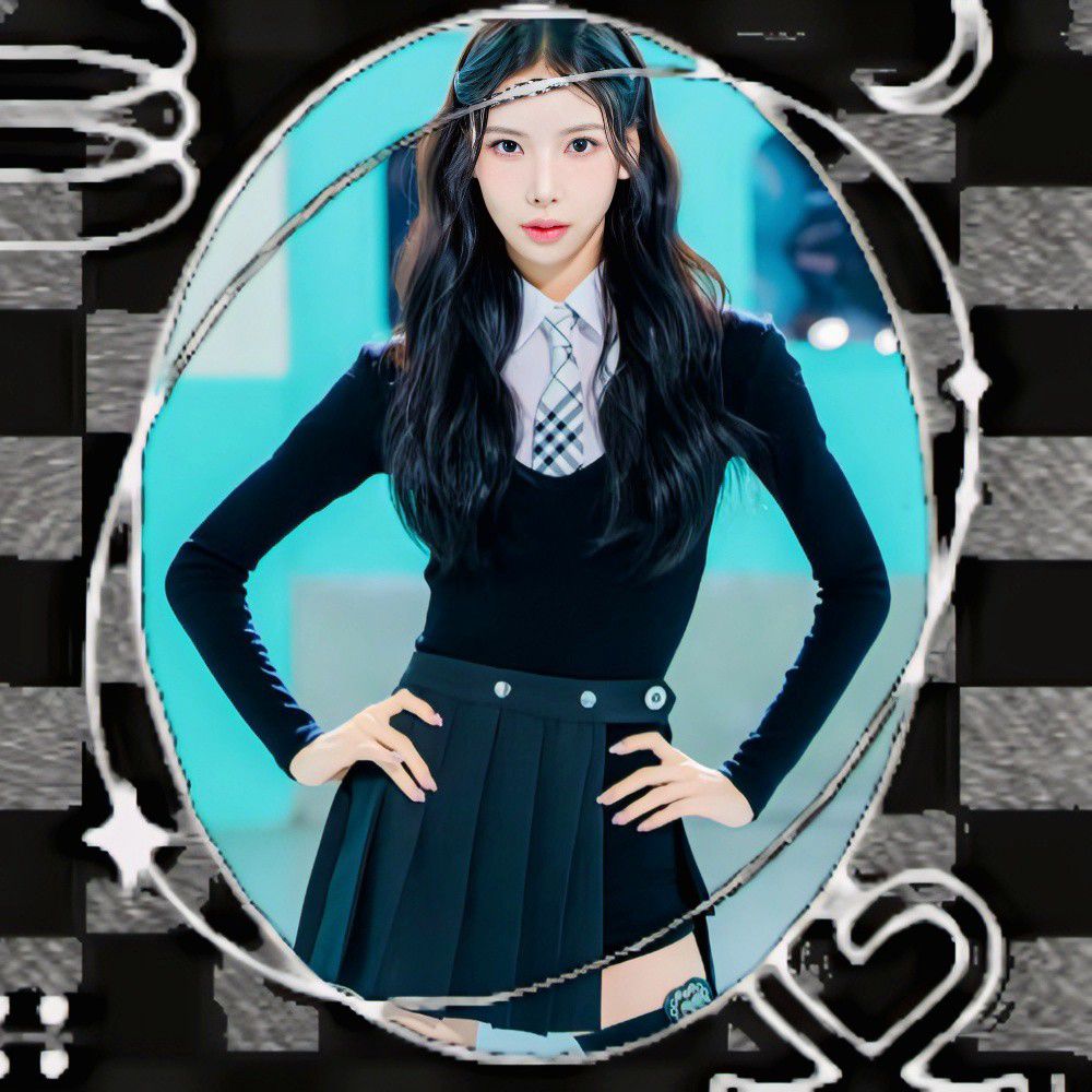 A moment captured by Min C (SECRET NUMBER)'s fan