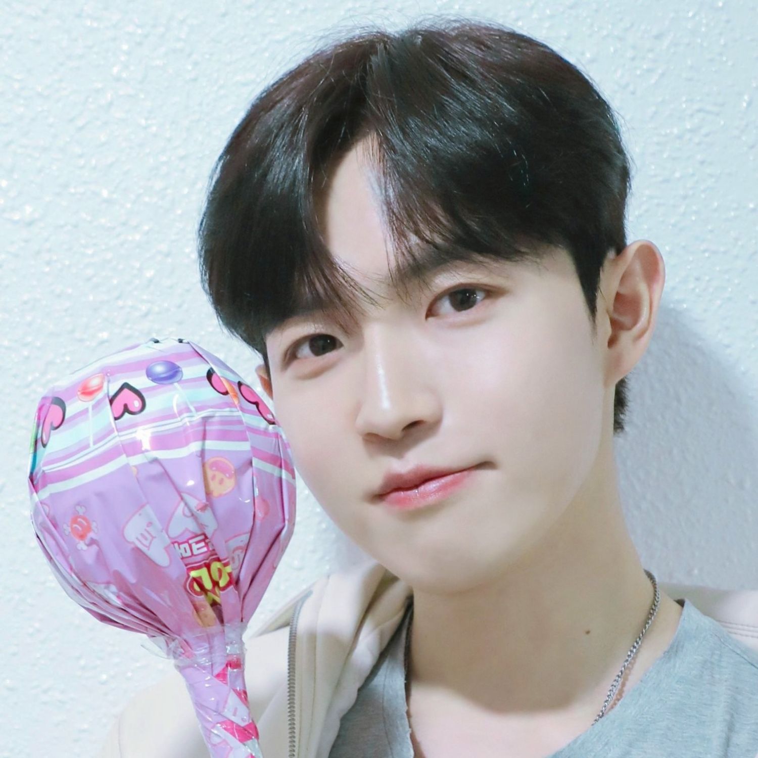 Momen yang diabadikan oleh penggemar Kim Jaehwan