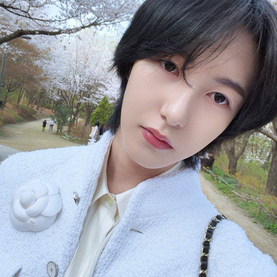 Recent activity shot of Renjun (NCT DREAM)