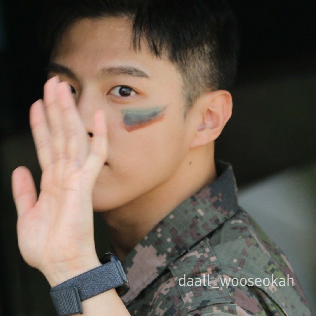 Recent activity shot of Kim Wooseok