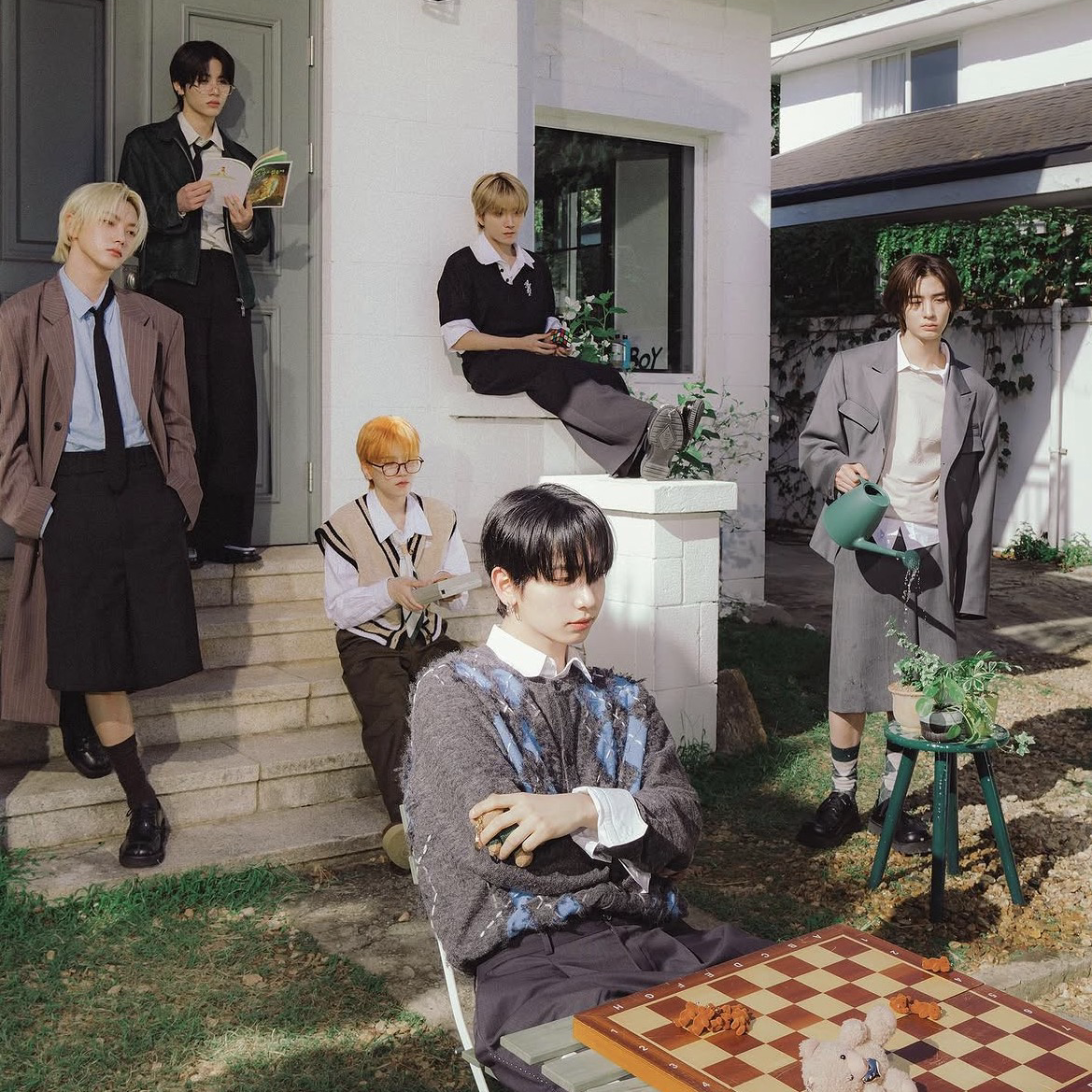 Behind-the-scenes cut of BOYNEXTDOOR