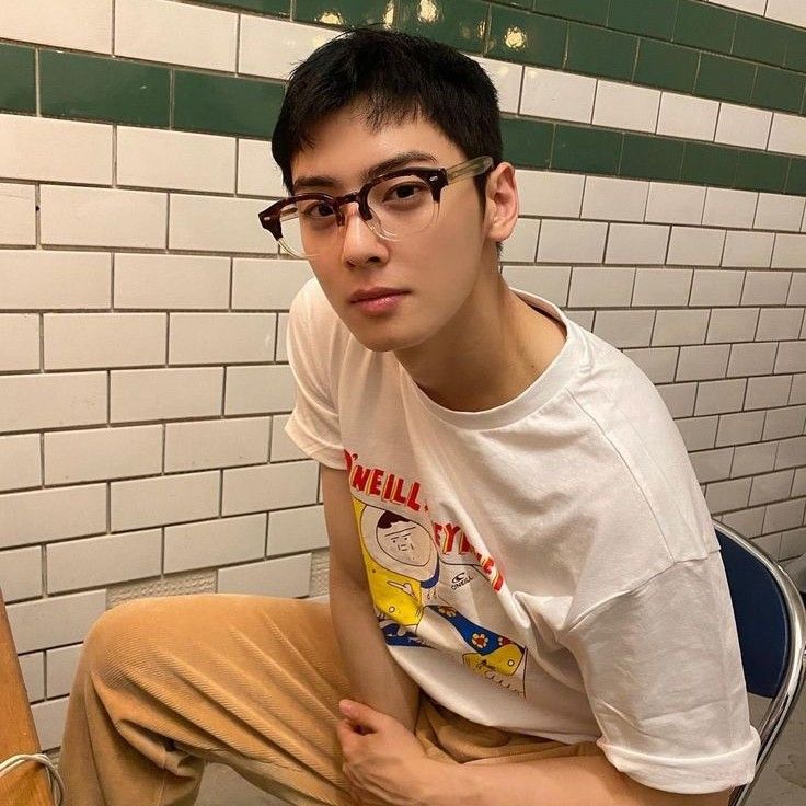 Recent activity shot of Eunwoo (ASTRO)