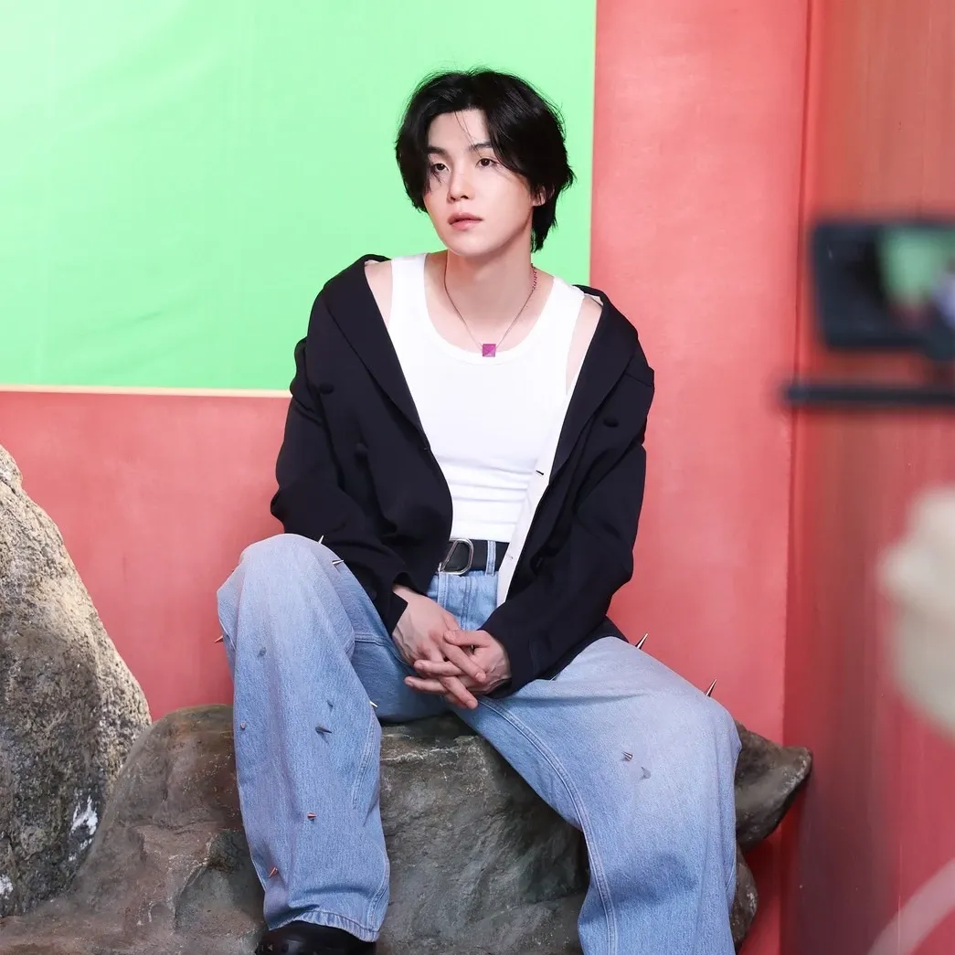 SUGA (防弹少年团)的幕后花絮