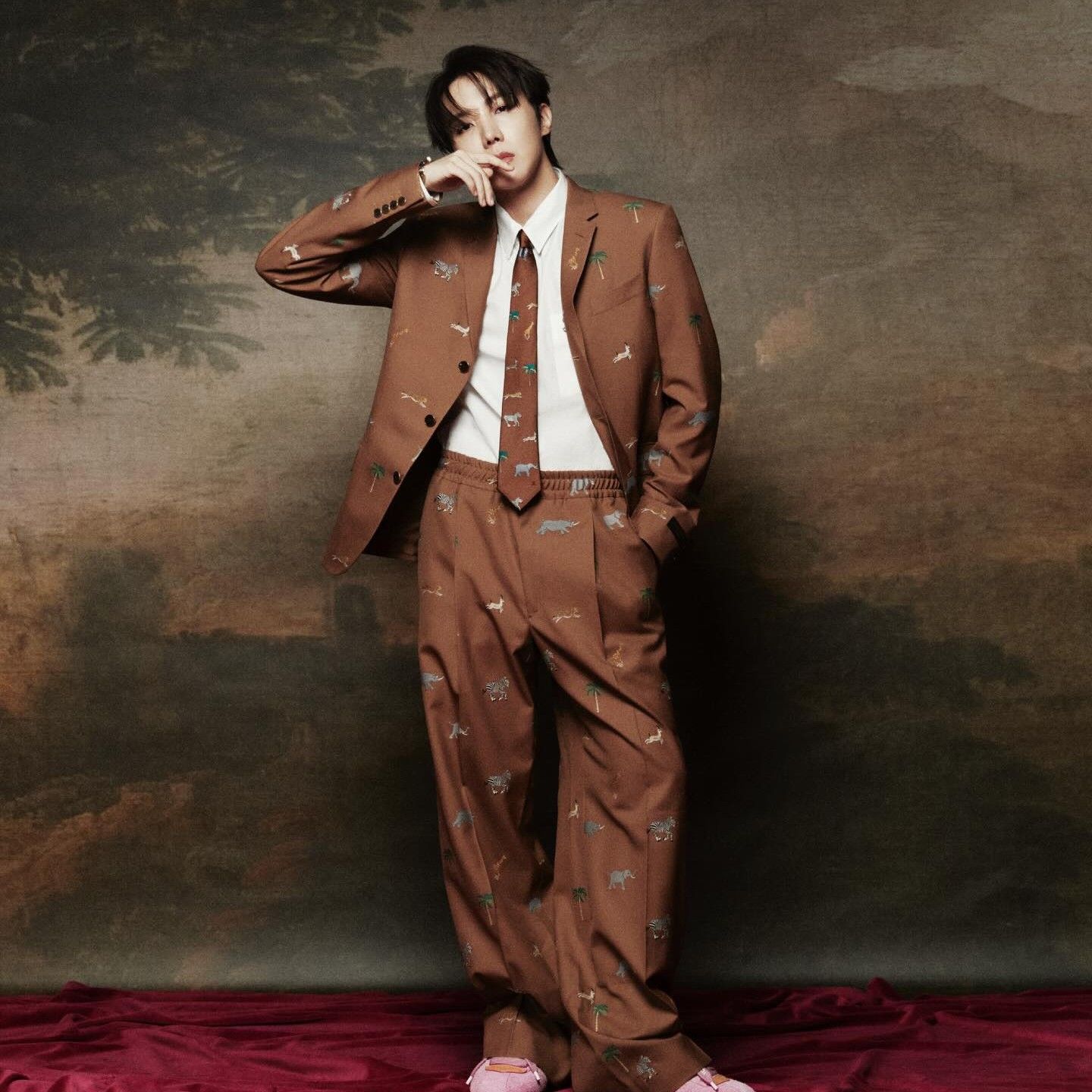 Momen yang diabadikan oleh penggemar j-hope (BTS)