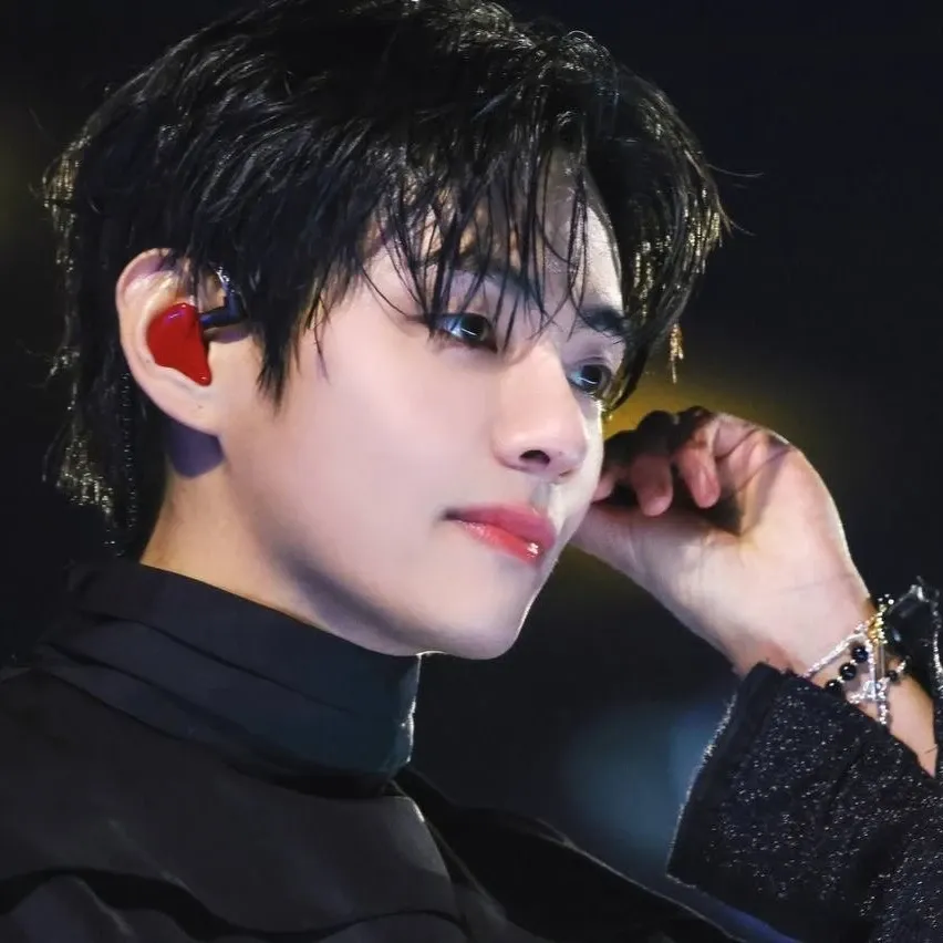 V (防弹少年团)的幕后花絮