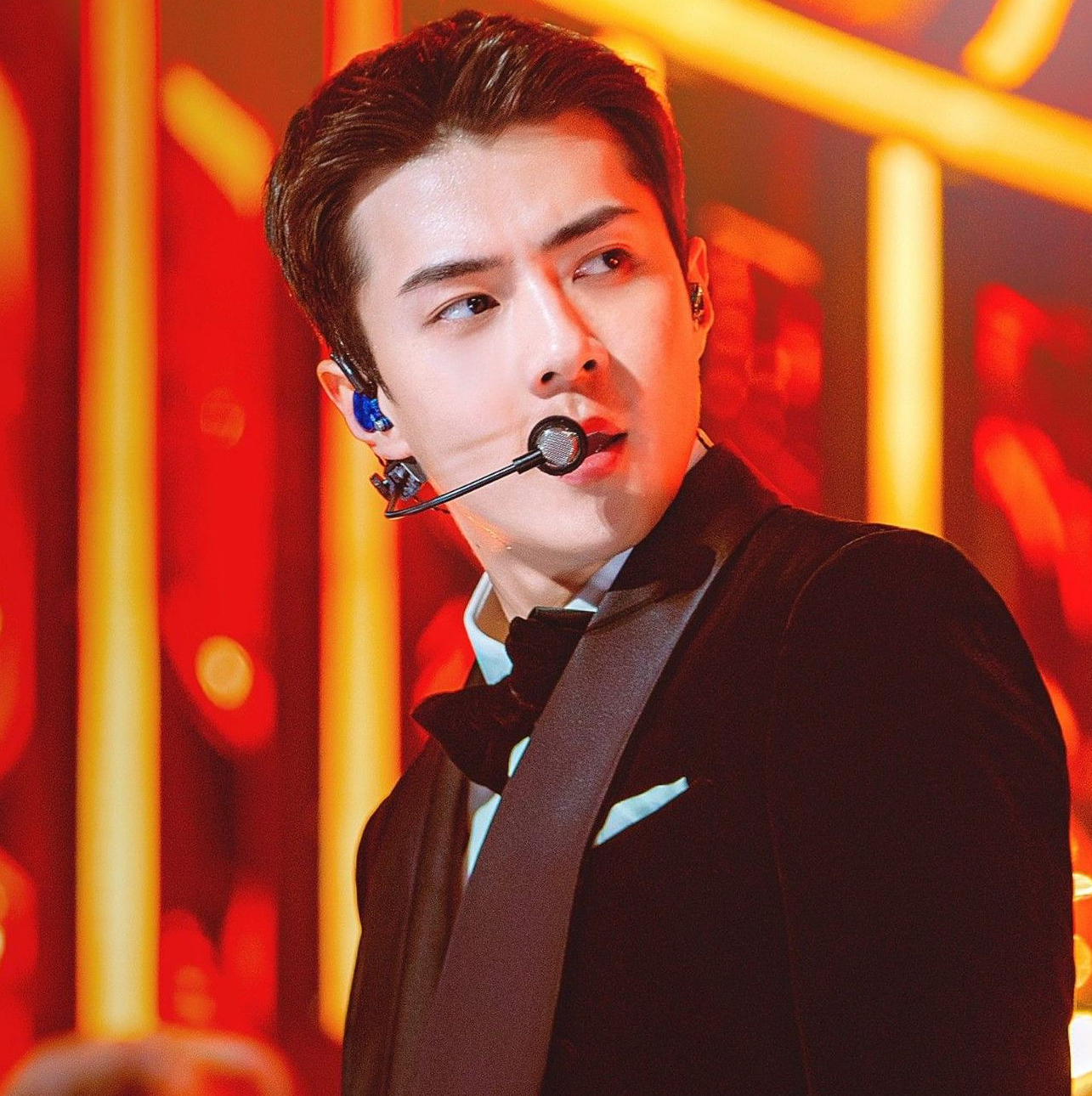 A moment captured by Sehun (EXO)'s fan