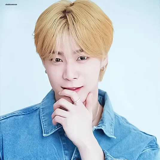 A moment captured by Moonbin (ASTRO)'s fan