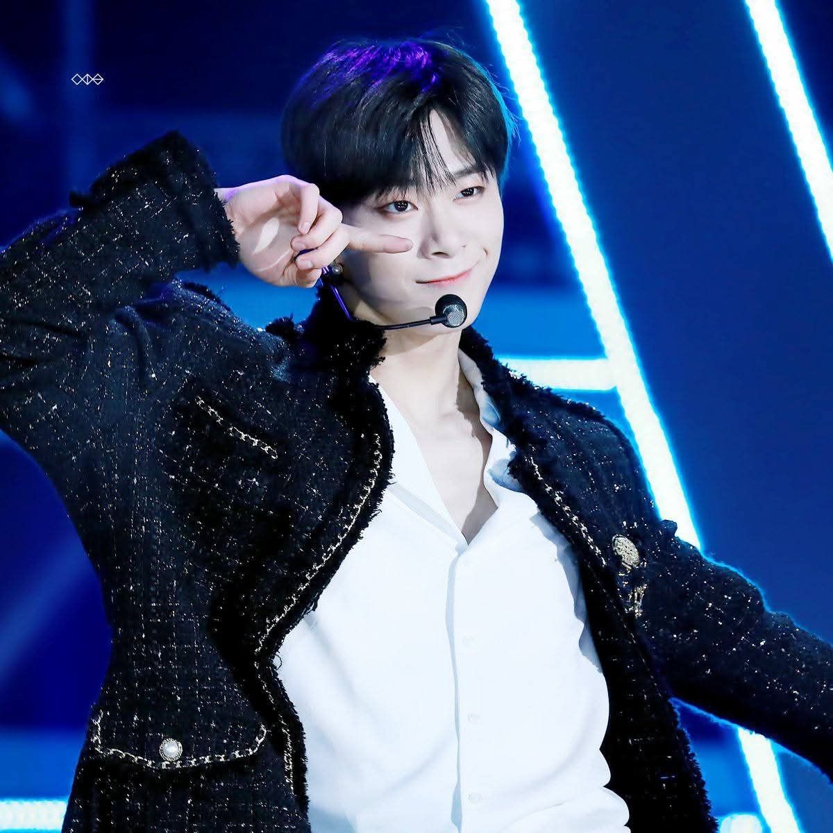 Recent activity shot of Moonbin (ASTRO)