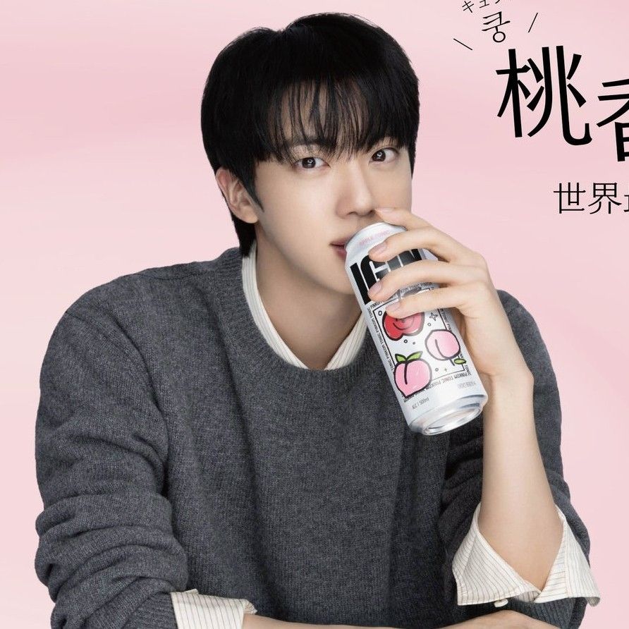 ジン (BTS)の最新写真