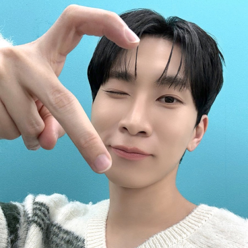 Recent activity shot of Seo Eunkwang (BTOB)