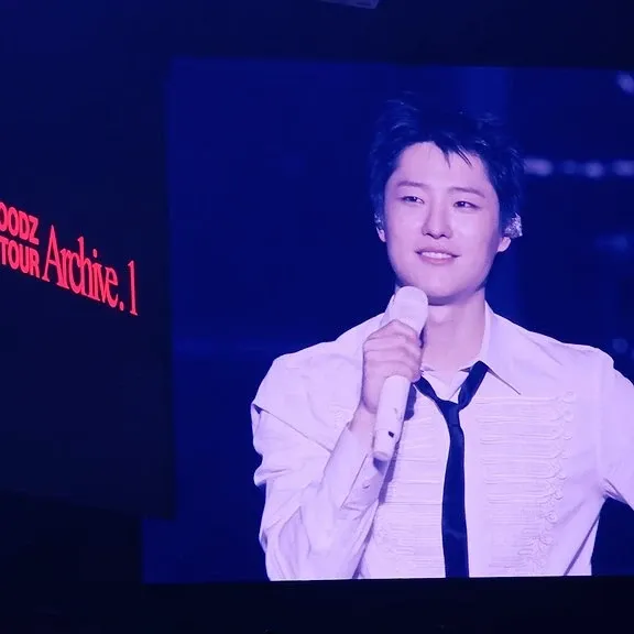 A moment captured by WOODZ's fan