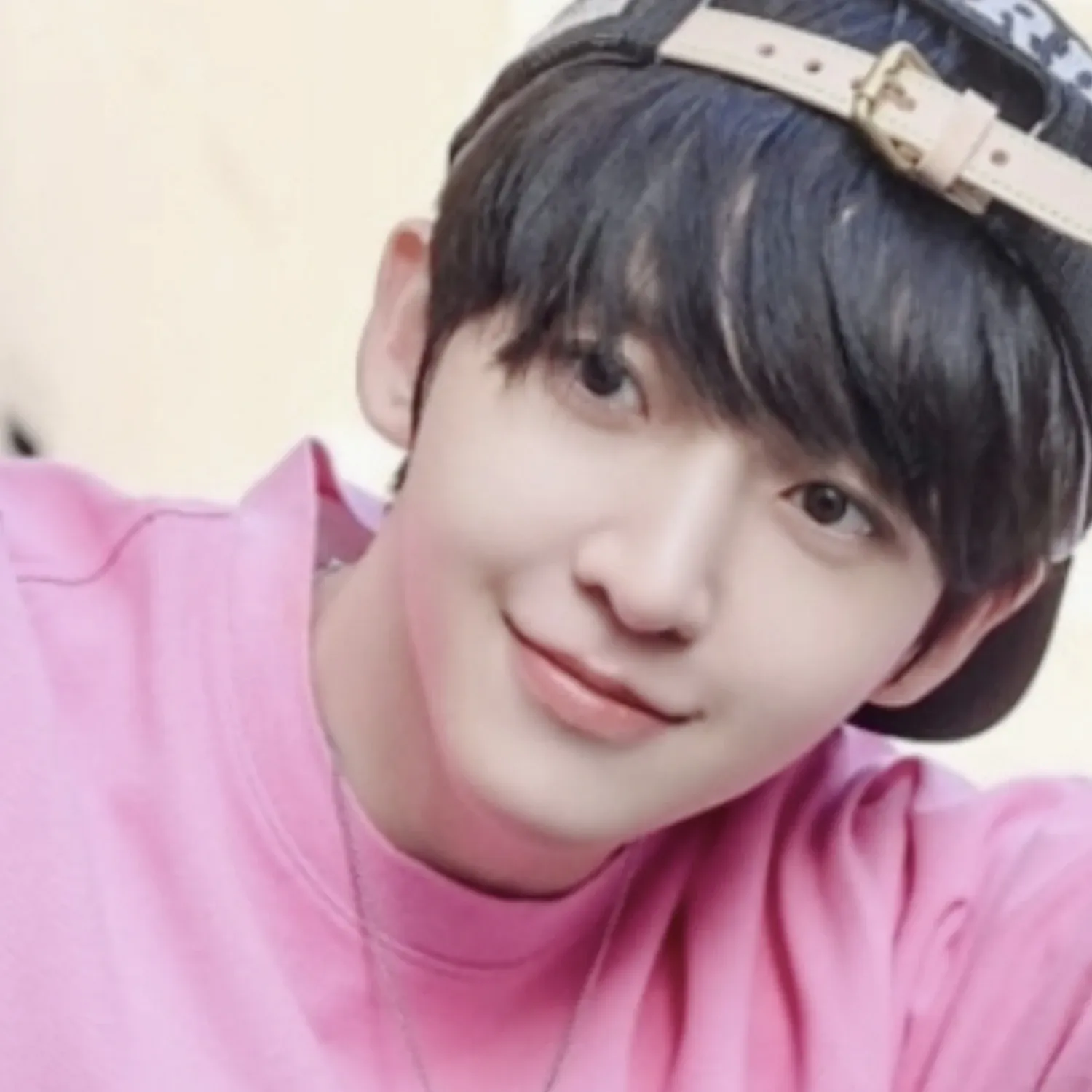 Behind-the-scenes cut of Donghyeon (KickFlip)