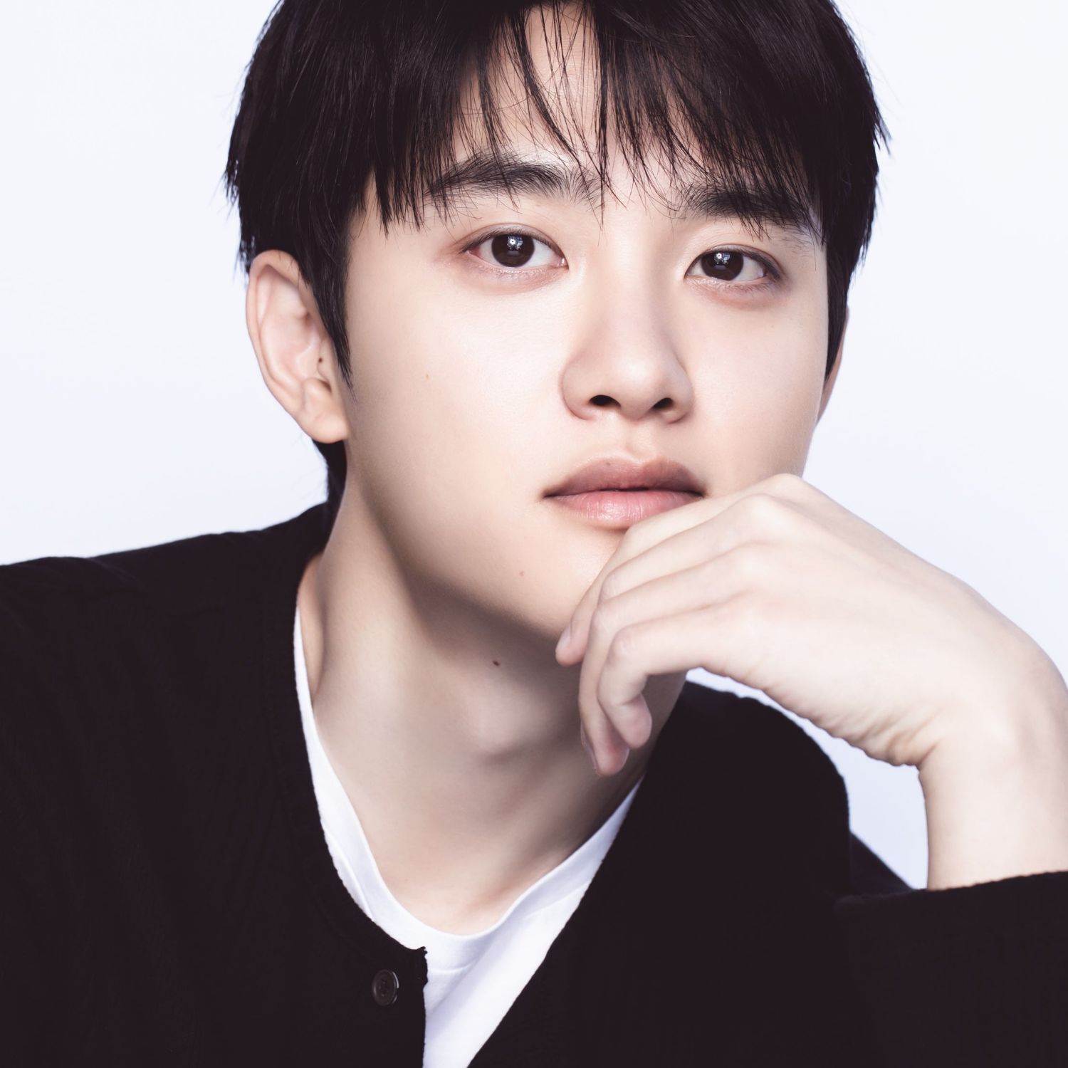 Behind-the-scenes cut of D.O. (EXO)