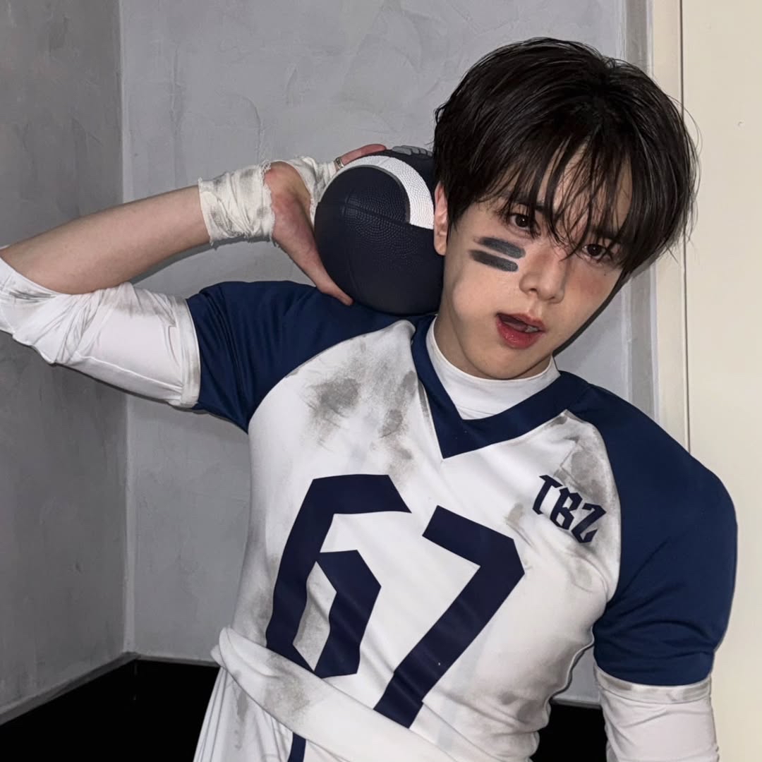 Behind-the-scenes cut of Younghoon (THE BOYZ)