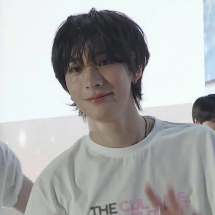 Latest photo of Anton (RIIZE)