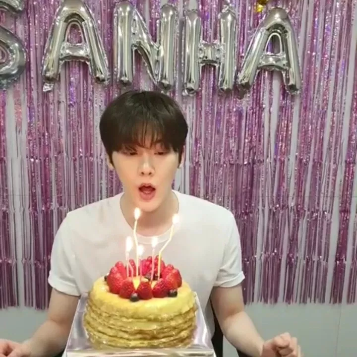 Momen yang diabadikan oleh penggemar Sanha (ASTRO)