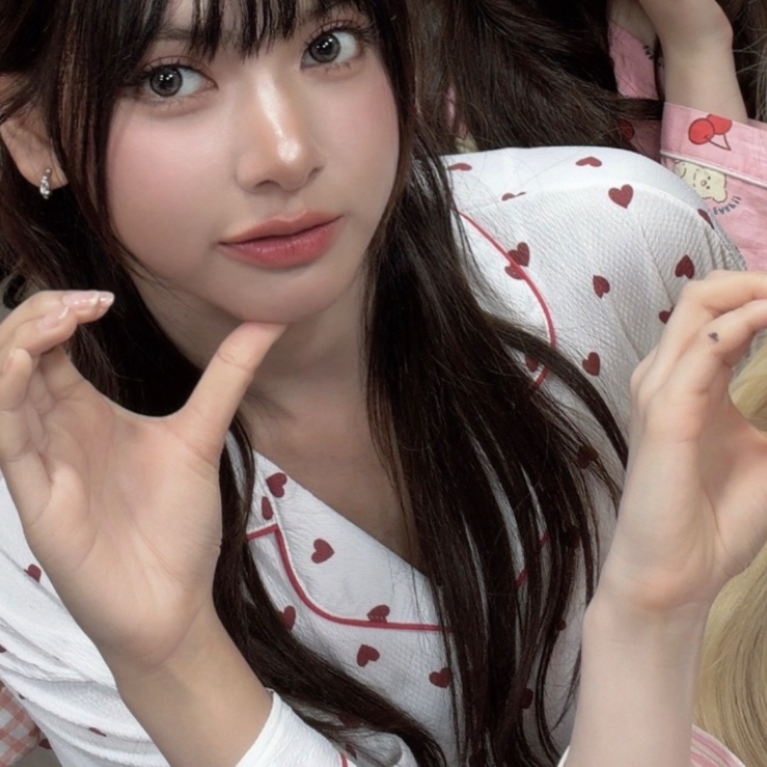 A moment captured by SAY MY NAME's fan