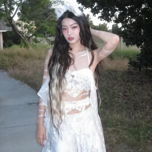 Recent activity shot of Yoonchae (KATSEYE)