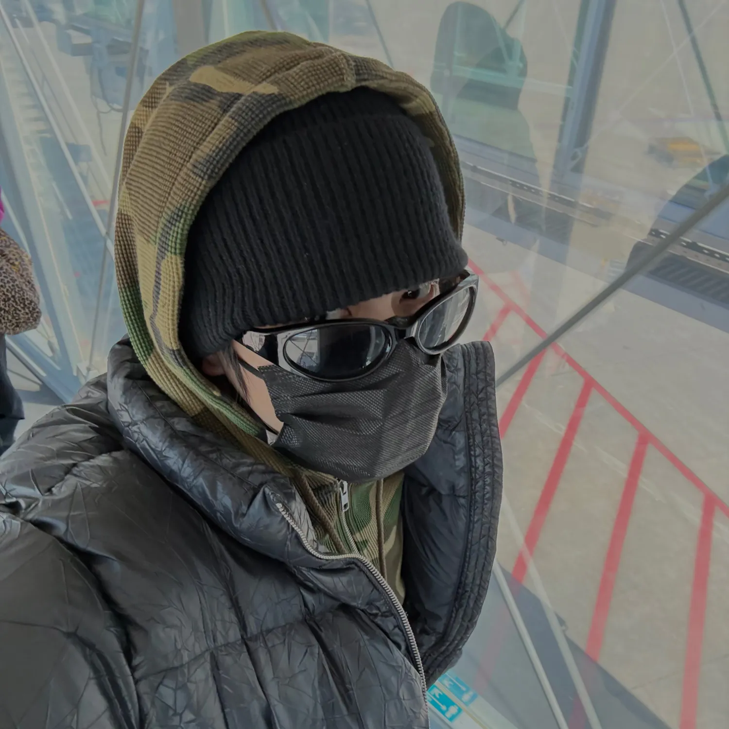 Latest photo of Lee Leo (ALPHA DRIVE ONE)