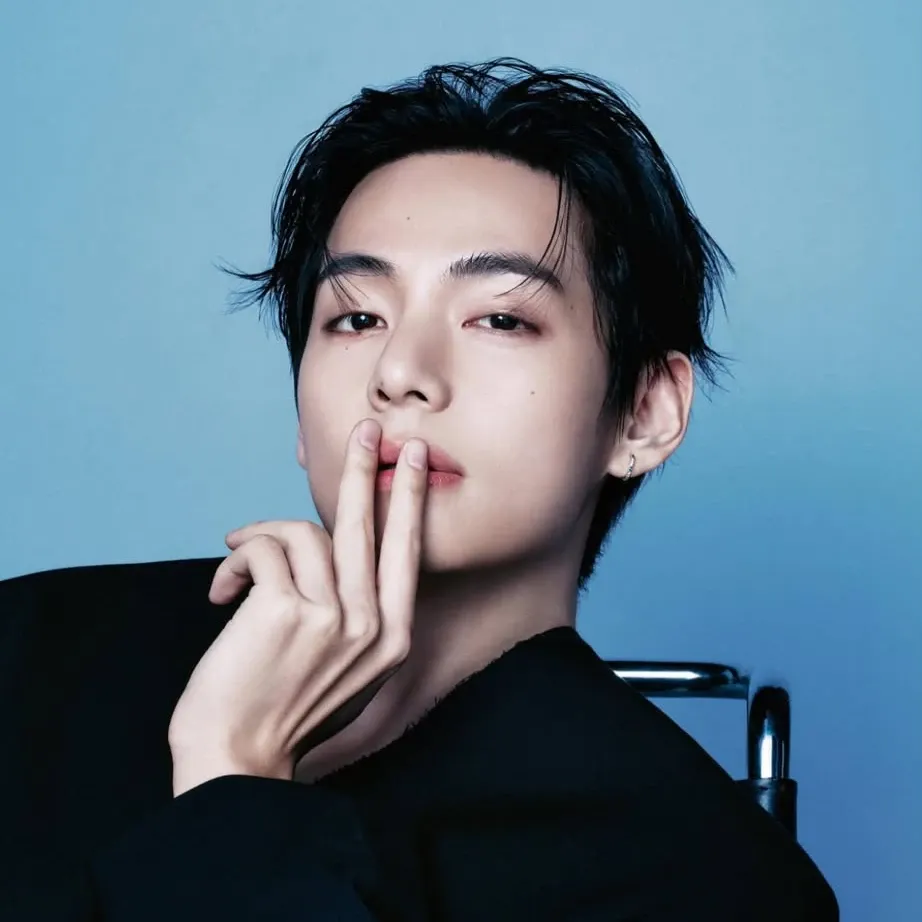 V (BTS)の最新写真