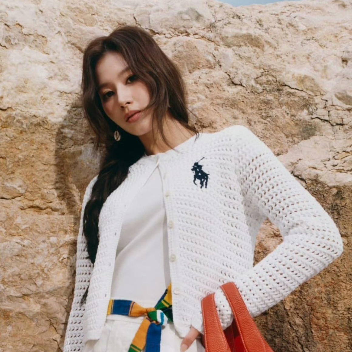 A moment captured by Sana (TWICE)'s fan