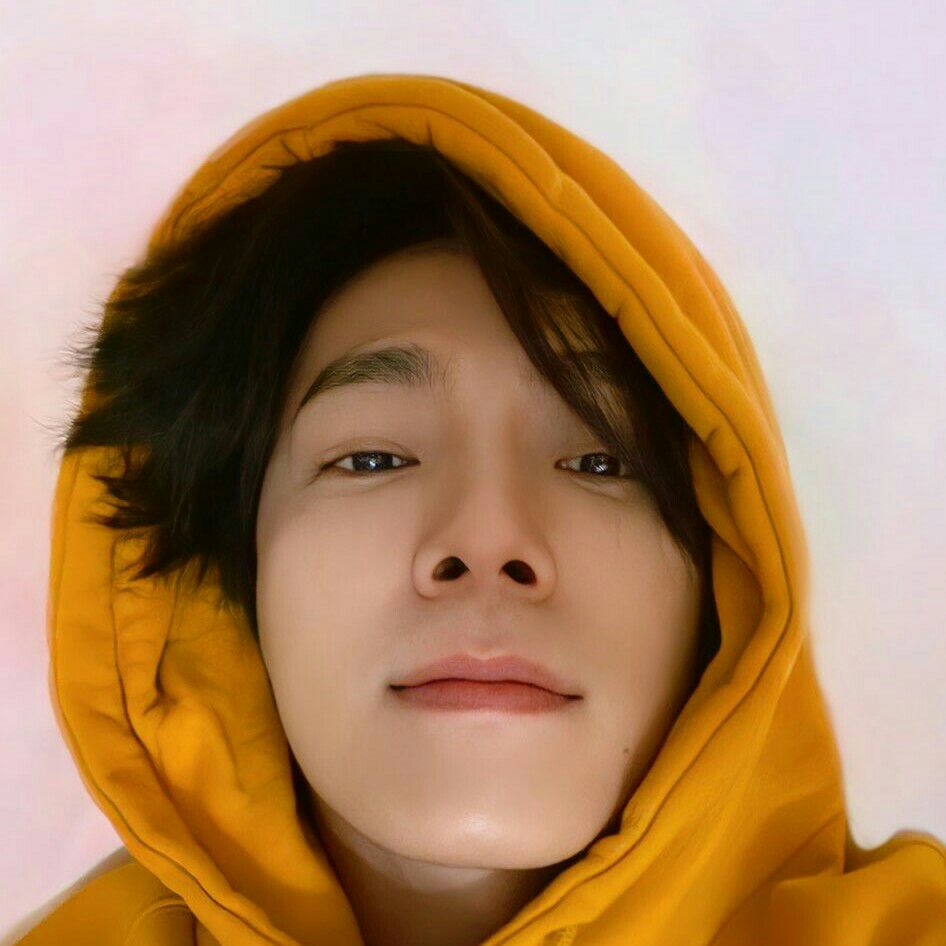 Latest photo of Donghae (Super Junior)