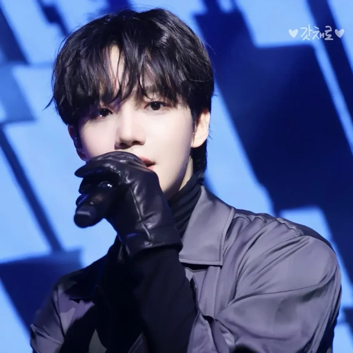 A moment captured by Lim Youngmin's fan