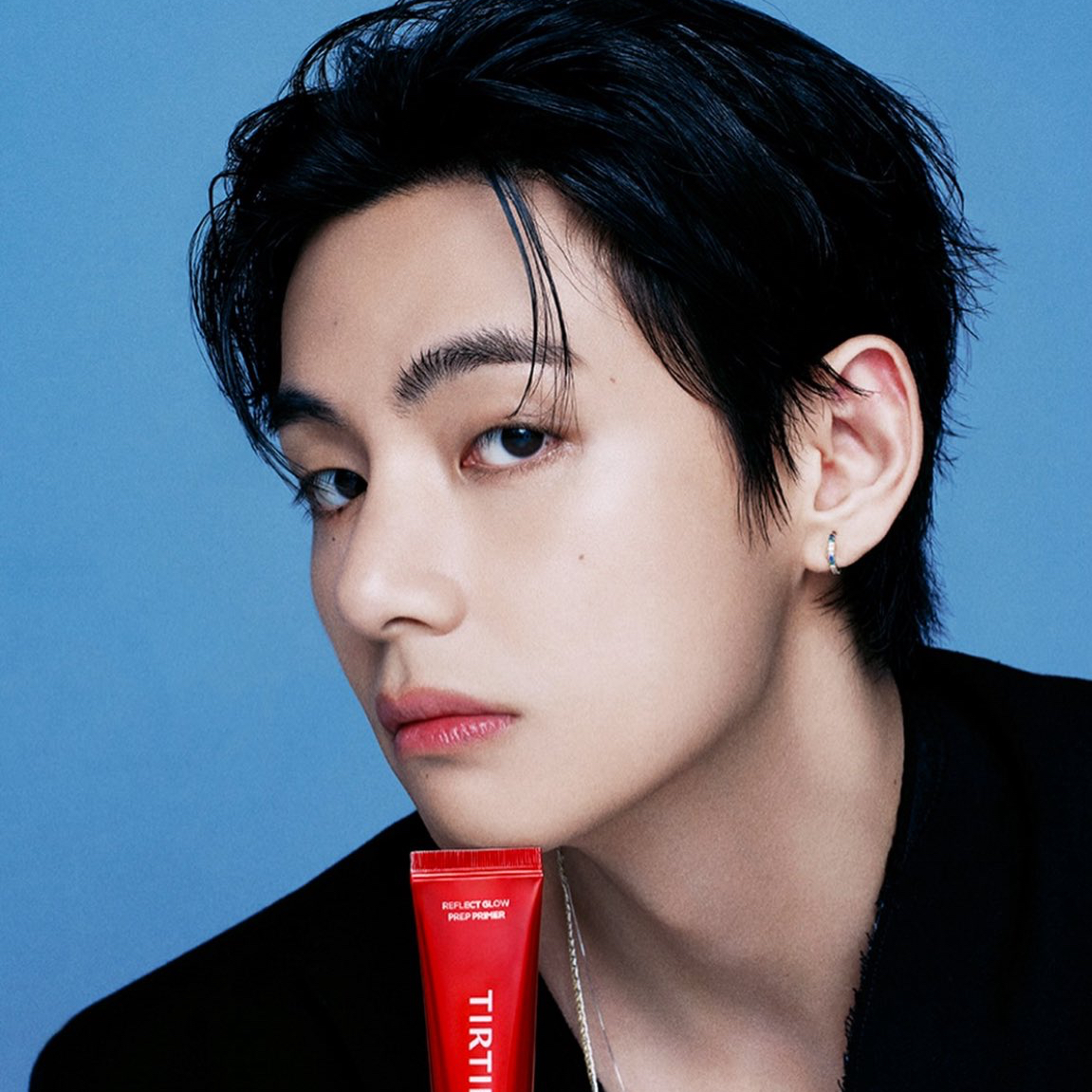 Foto aktivitas terbaru V (BTS)