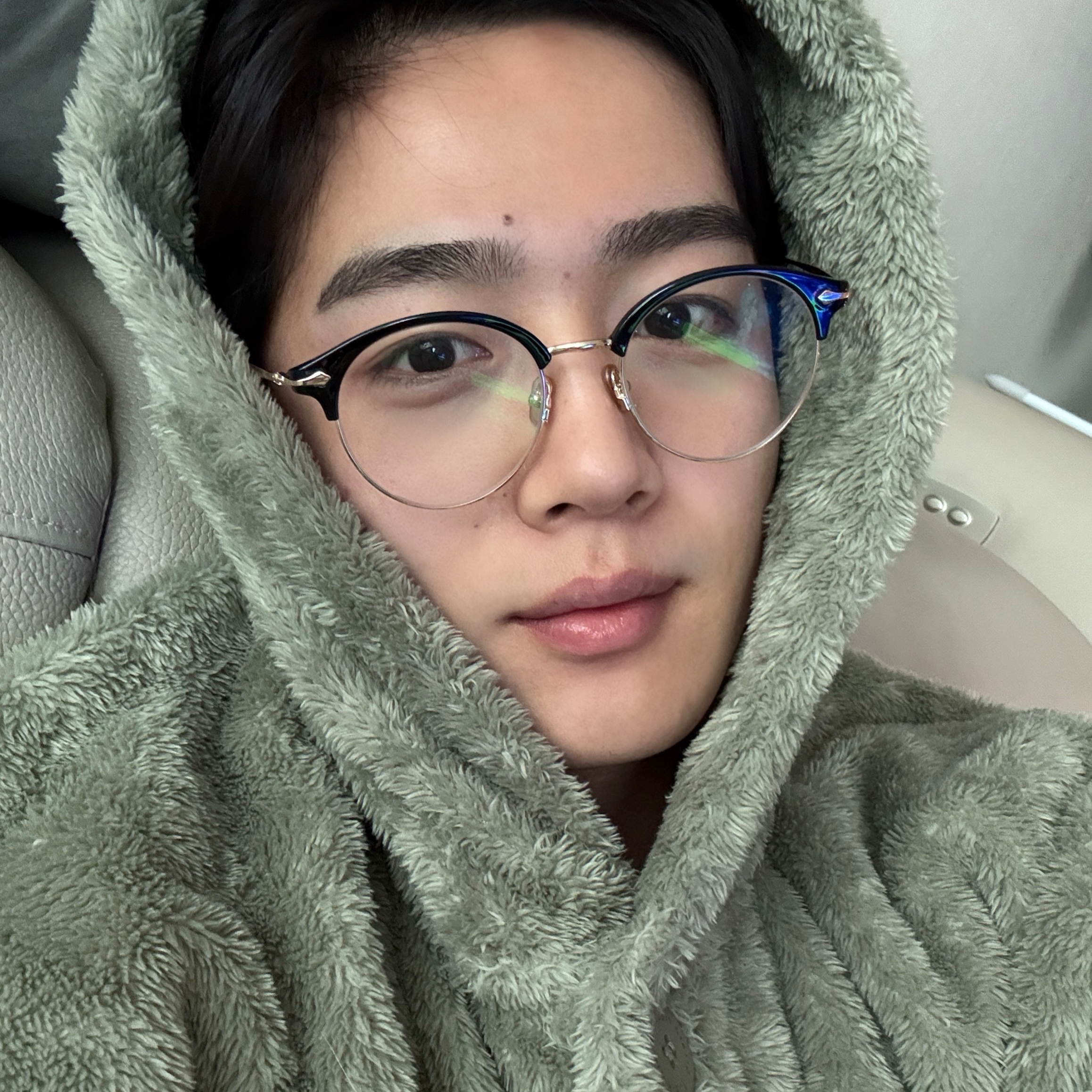 A moment captured by Kim Yohan (WEi)'s fan