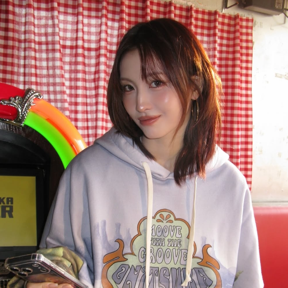 Momo (TWICE)的最新活動照片