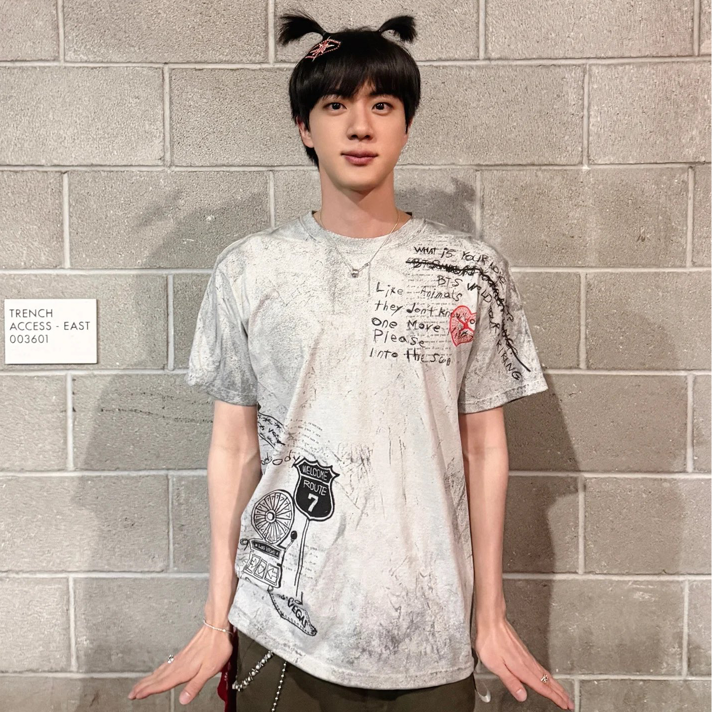 Potret di balik layar Jin (BTS)