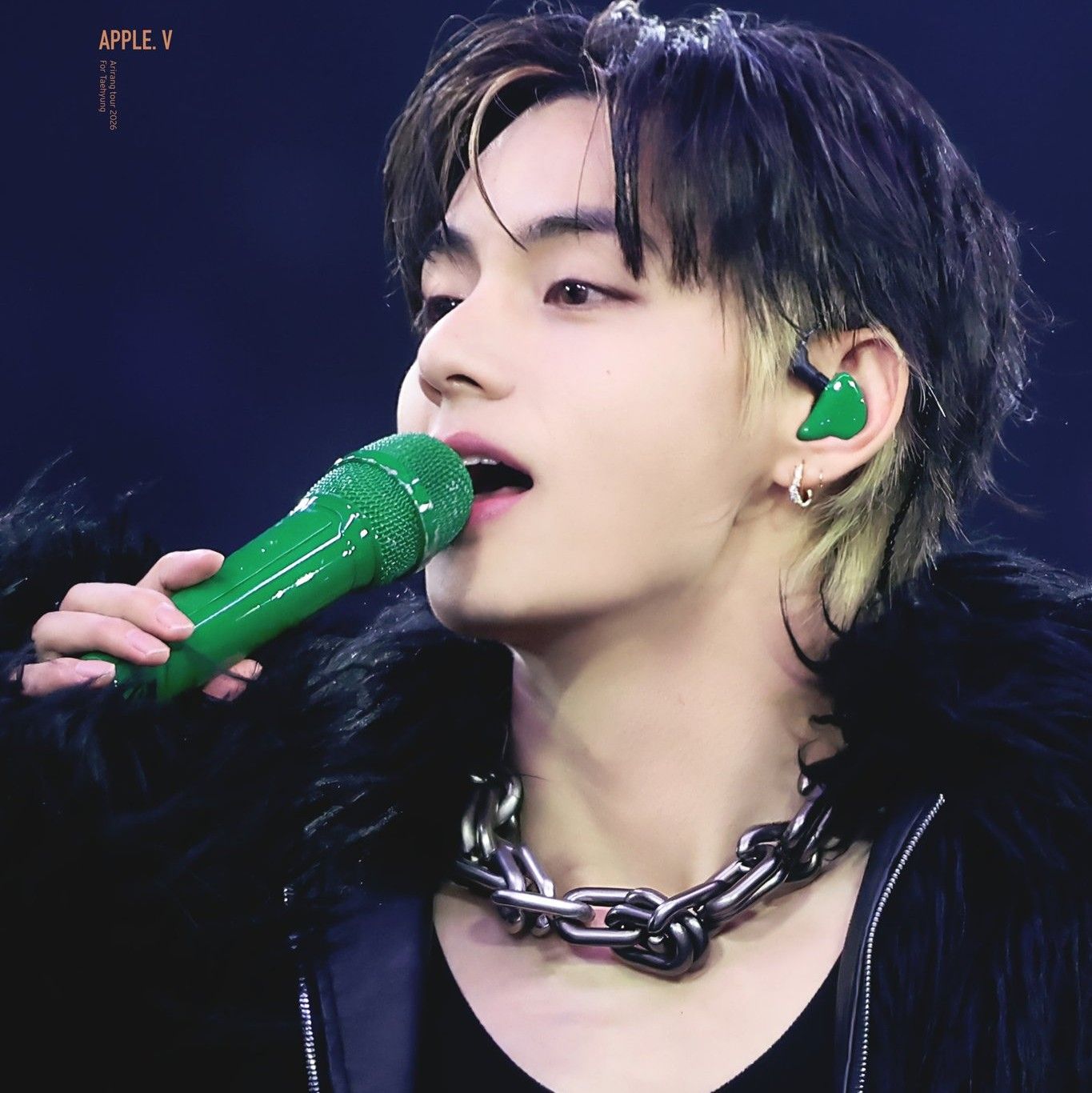 V (BTS)の最新写真