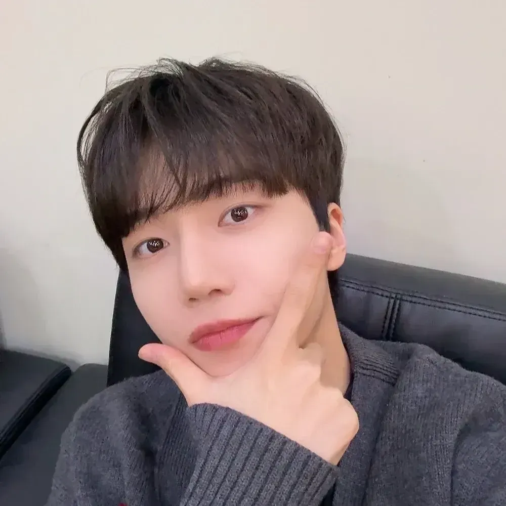 Behind-the-scenes cut of Jinho (PENTAGON)