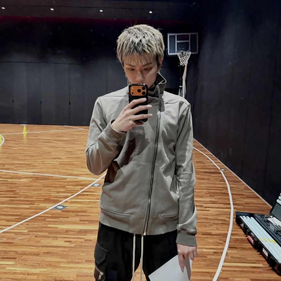 Behind-the-scenes cut of RM (BTS)