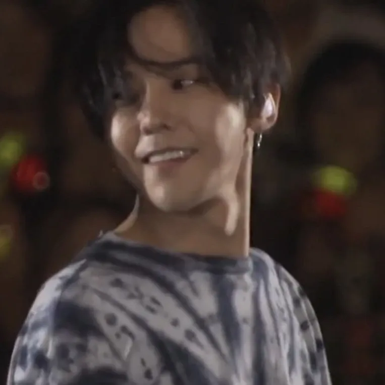 A moment captured by G-DRAGON (BIGBANG)'s fan