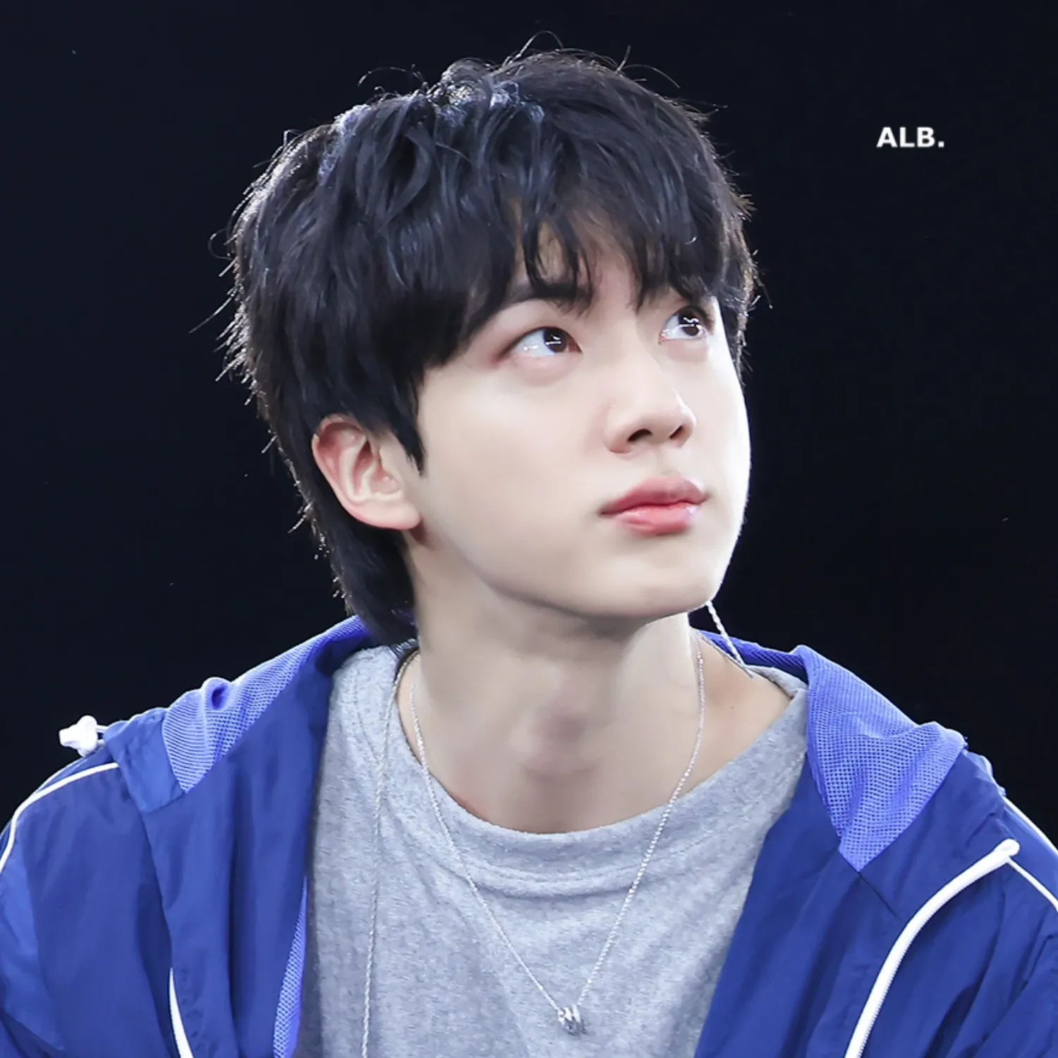 Potret di balik layar Jin (BTS)
