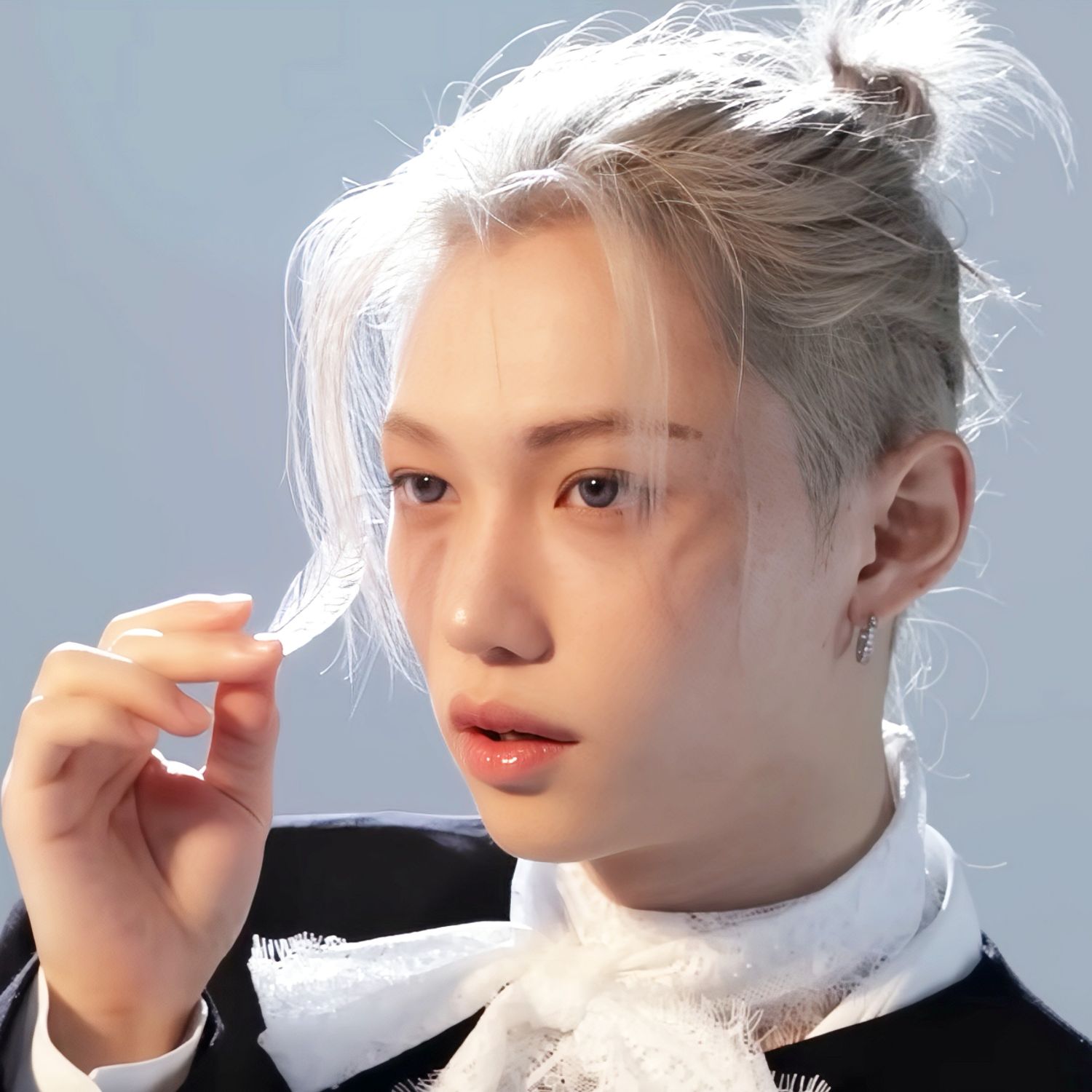 Must-see popular post of 필릭스 (Stray Kids), your favorite