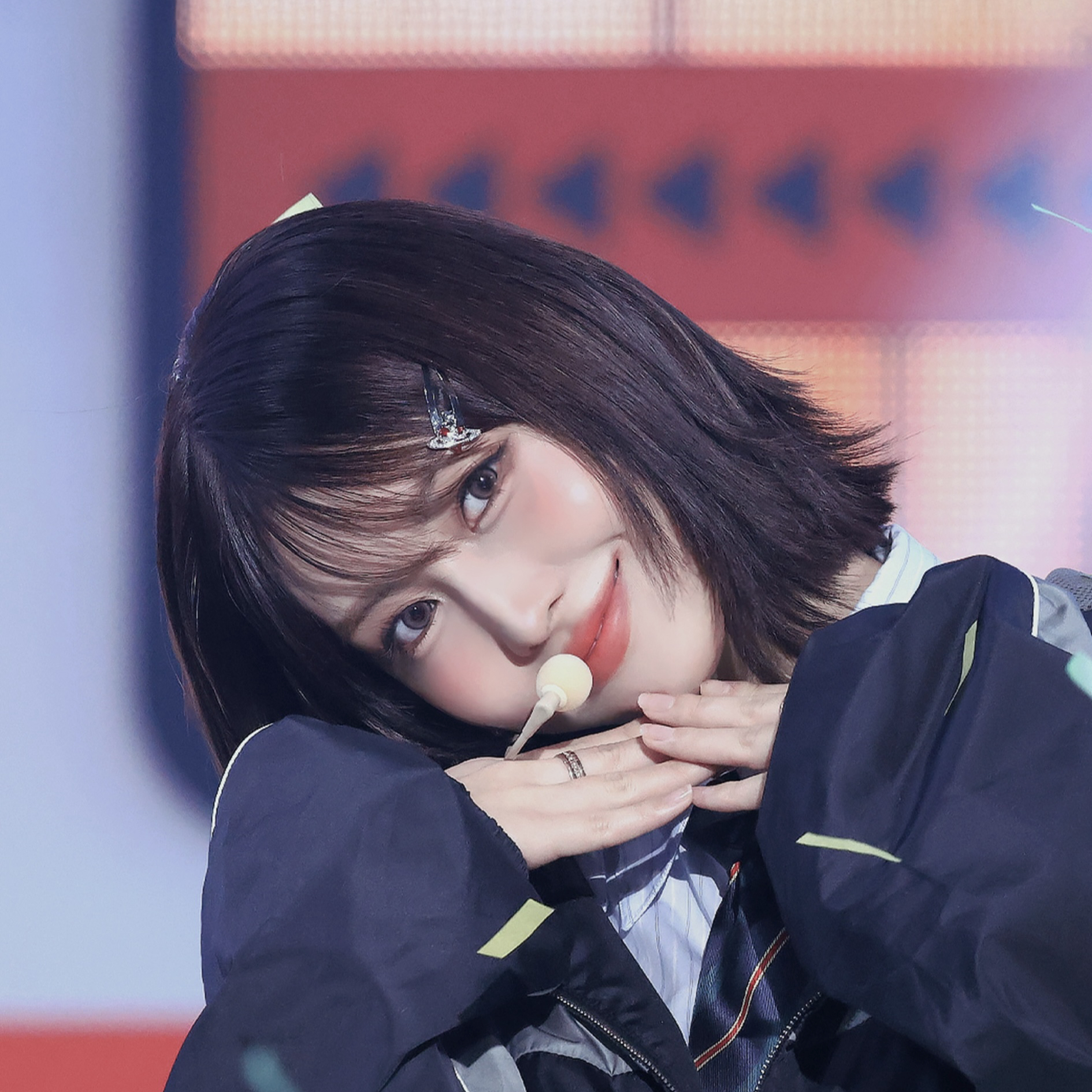 모모 (TWICE)의 최신 사진