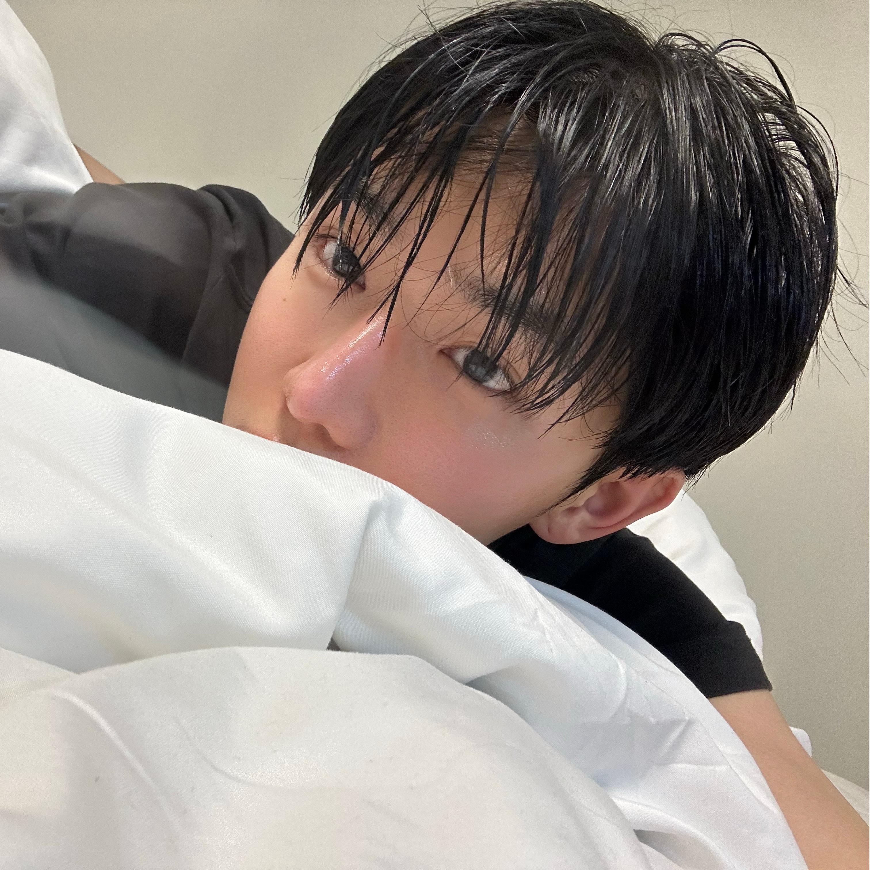 Behind-the-scenes cut of Yi Chen (MODYSSEY)