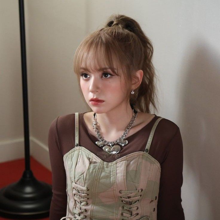 Behind-the-scenes cut of Mashiro (MADEIN)