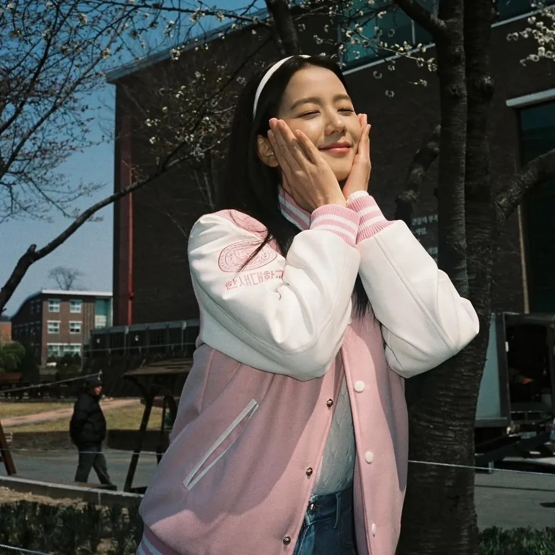 Foto terbaru Jisoo (BLACKPINK)