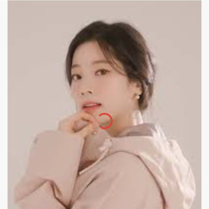 Behind-the-scenes cut of Dahyun (TWICE)