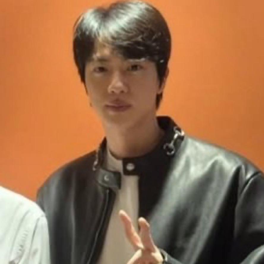Potret di balik layar Jin (BTS)