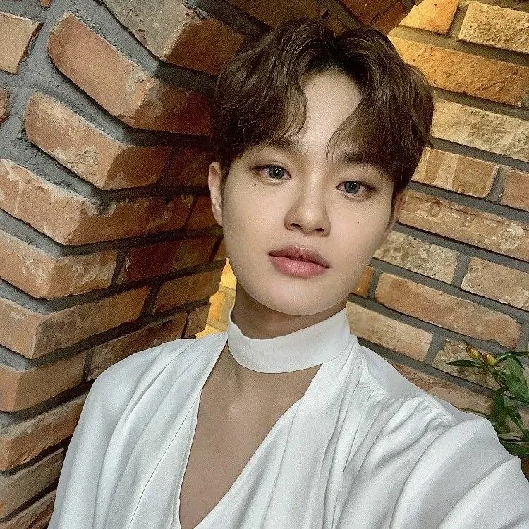 Foto terbaru Lee Daehwi (AB6IX)