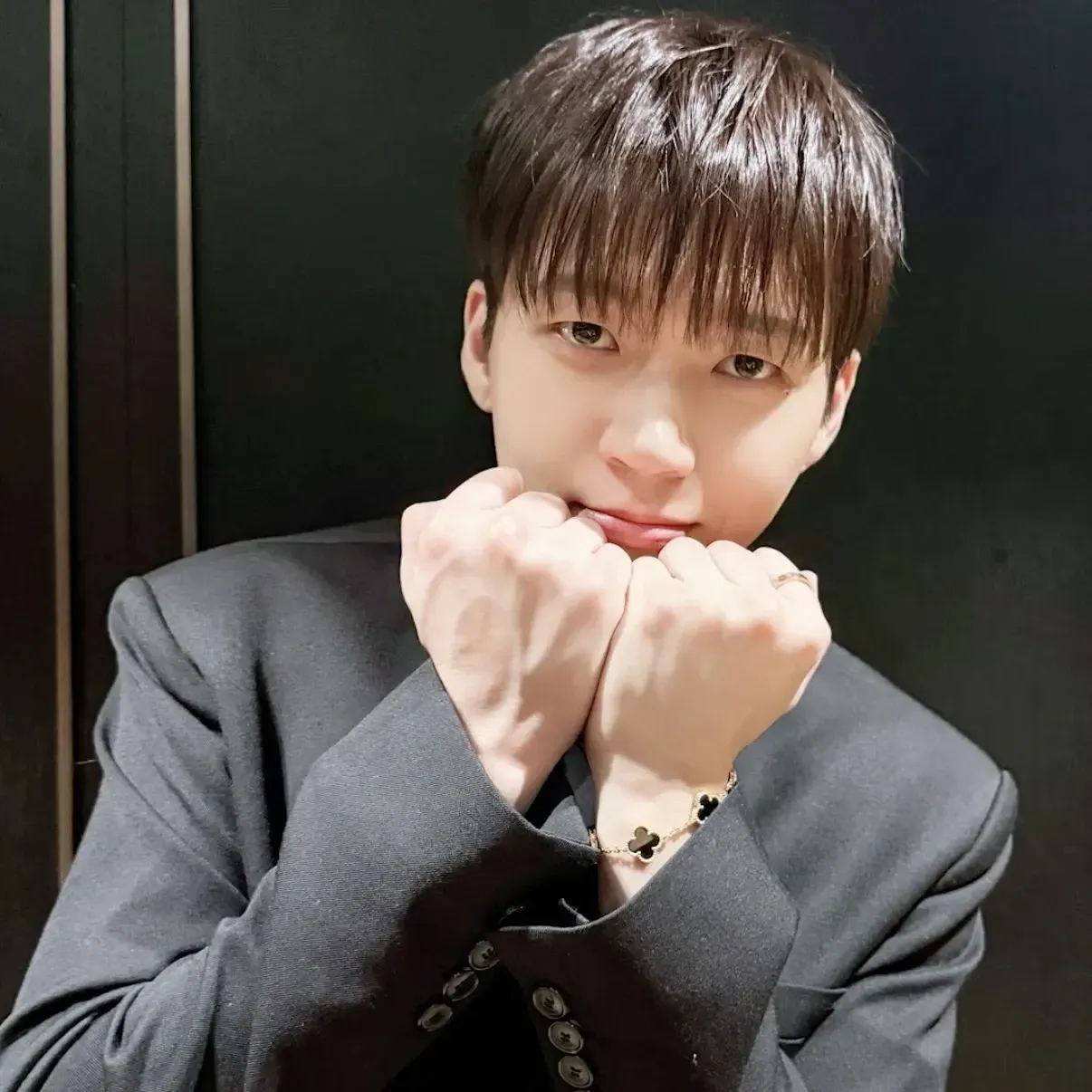 A moment captured by Woohyun (INFINITE)'s fan