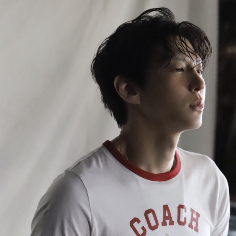 Recent activity shot of LEO (VIXX)
