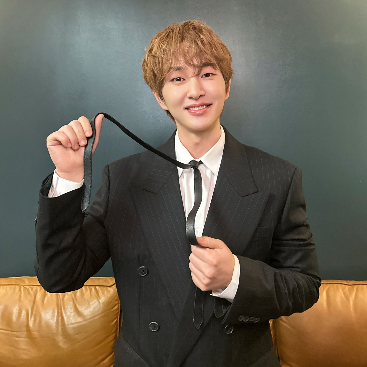 Behind-the-scenes cut of SHINee