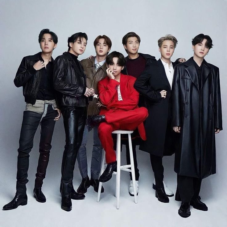 Behind-the-scenes cut of BTS